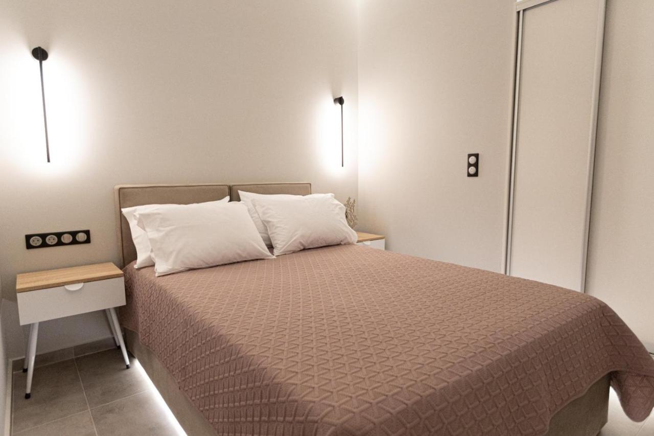 Billmar Luxury Apartment In The Center Of 기티오 외부 사진