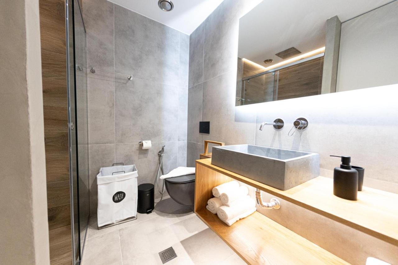 Billmar Luxury Apartment In The Center Of 기티오 외부 사진
