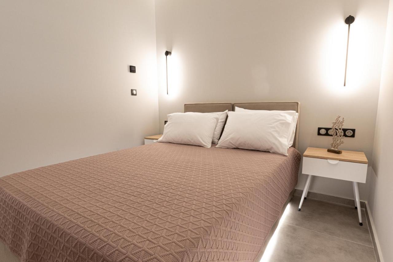 Billmar Luxury Apartment In The Center Of 기티오 외부 사진