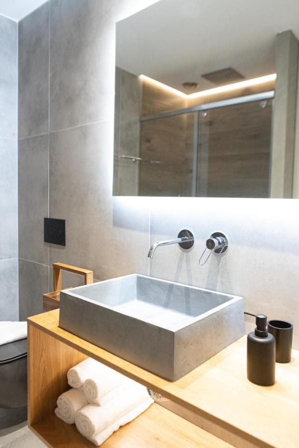 Billmar Luxury Apartment In The Center Of 기티오 외부 사진