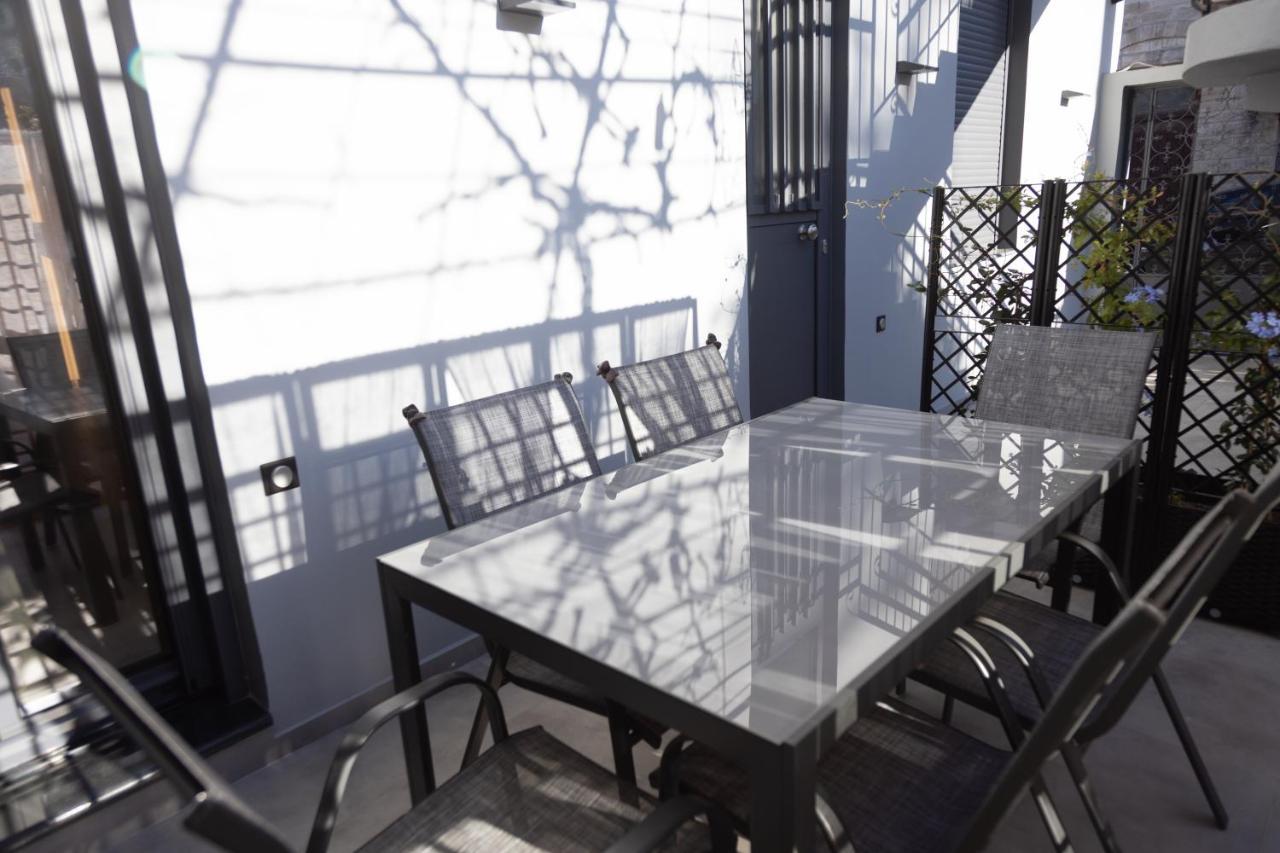 Billmar Luxury Apartment In The Center Of 기티오 외부 사진