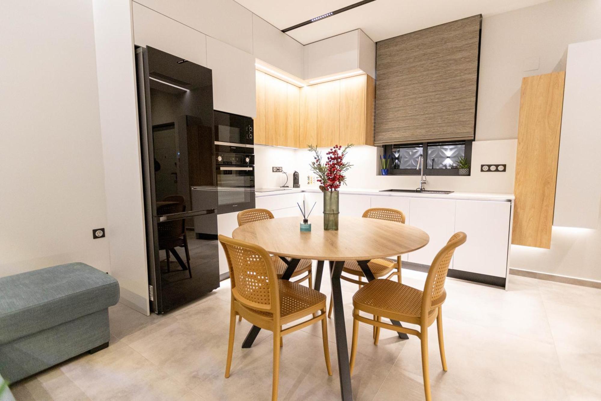 Billmar Luxury Apartment In The Center Of 기티오 외부 사진